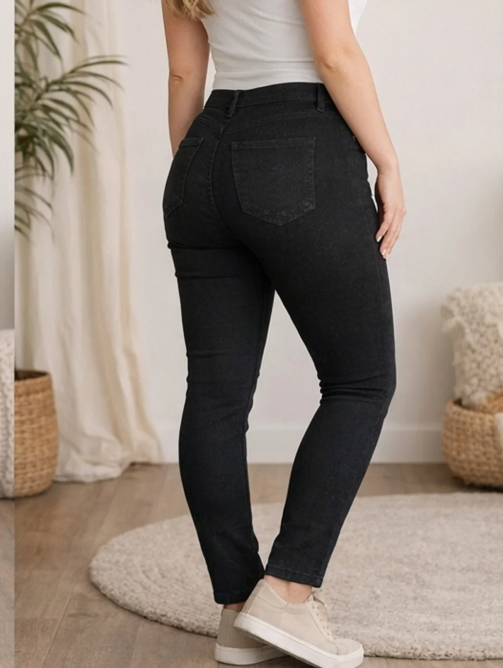 Classic High-Rise Black Women's Jeans - Picture 2 of 10